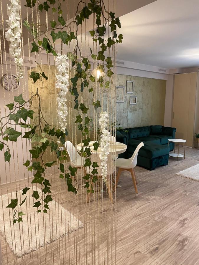 מאמאיה Vega Apartment By Moonlight מראה חיצוני תמונה