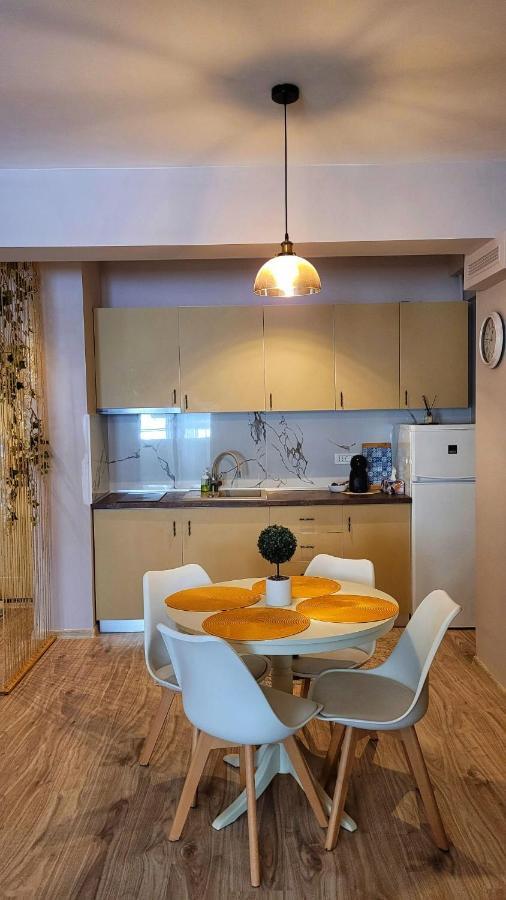 מאמאיה Vega Apartment By Moonlight מראה חיצוני תמונה
